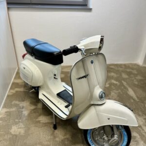 Vespa 125 Primavera weiß