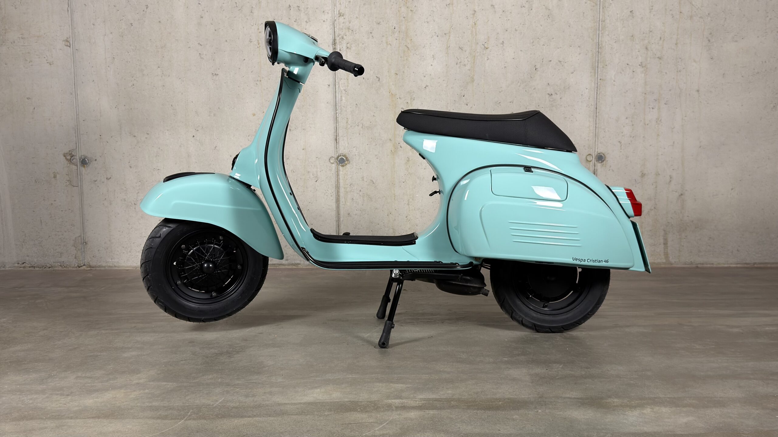 Vespa-Cristian-46-001-Vespa-Super-221-008