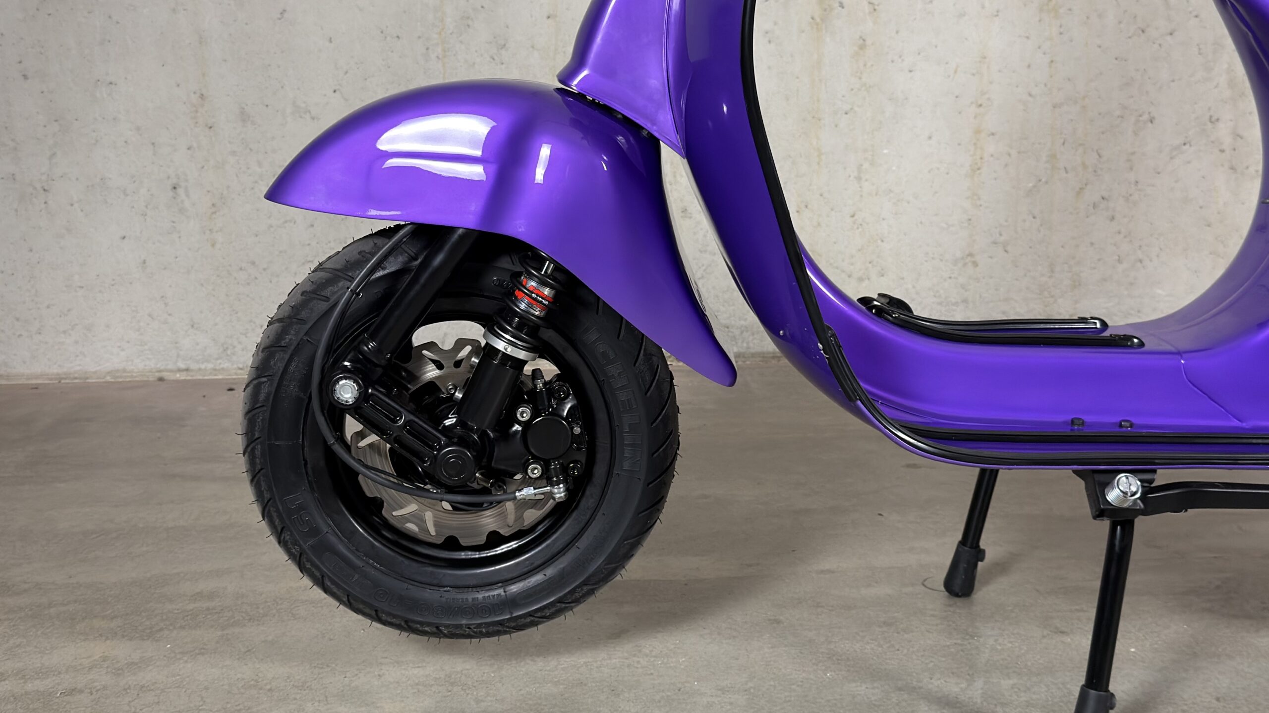 Vespa-Cristian-46-005-Vespa-V125-Viola-006