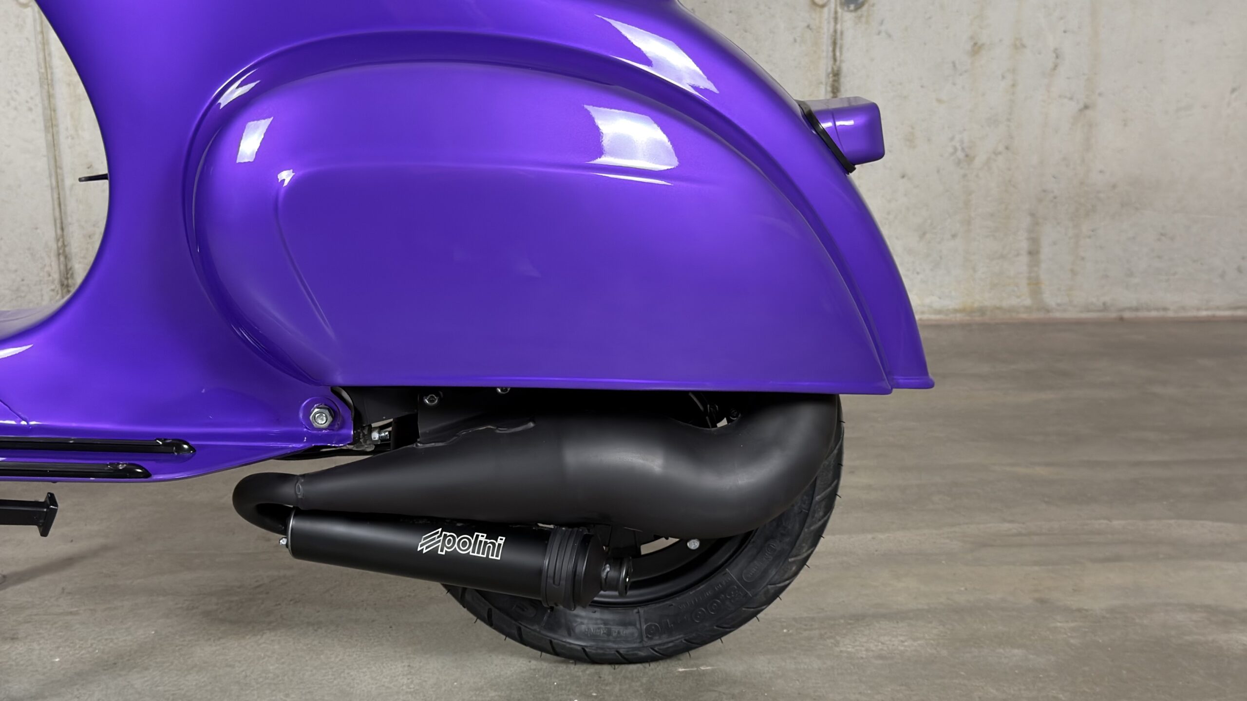Vespa-Cristian-46-005-Vespa-V125-Viola-007