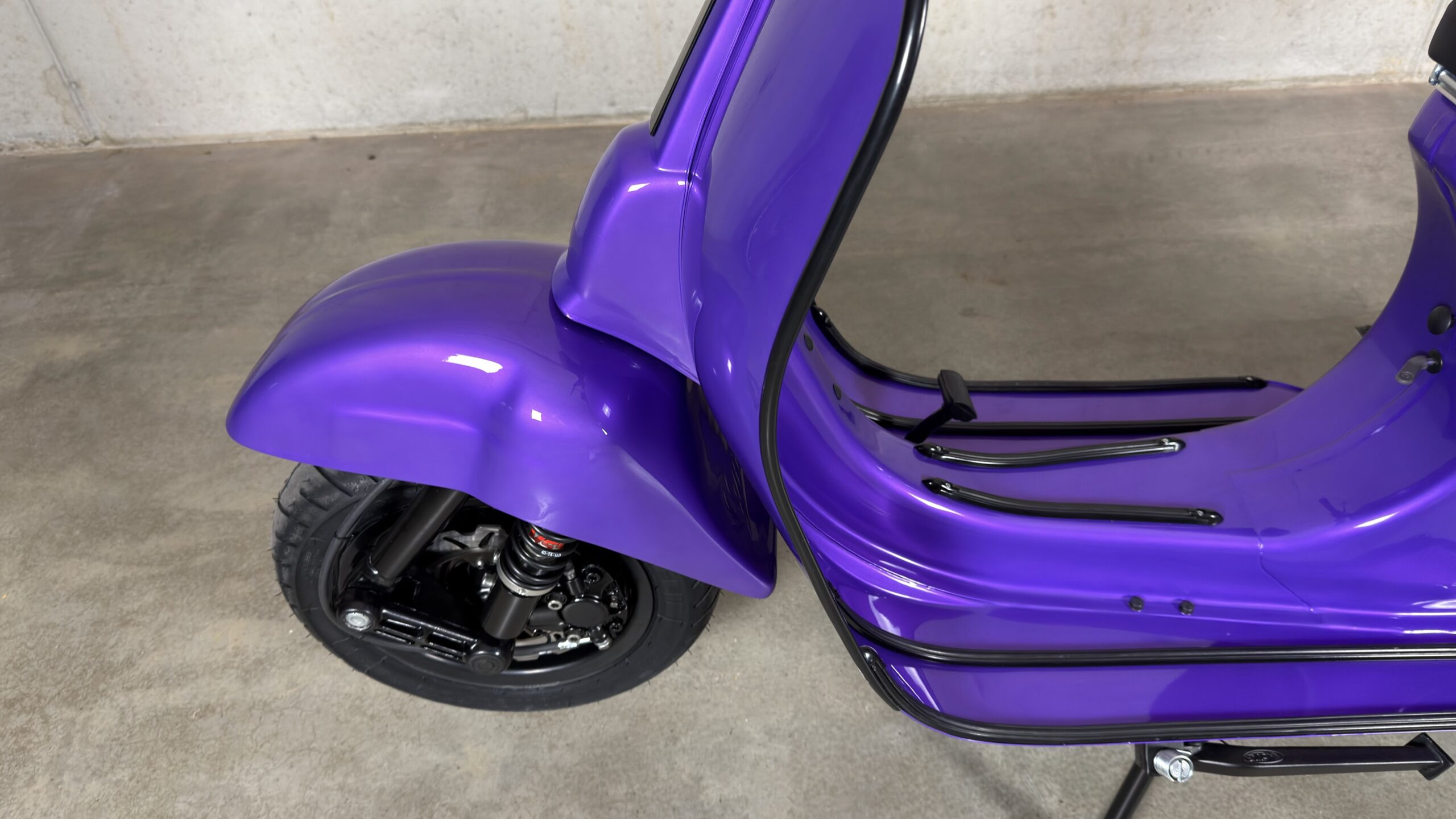 Vespa-Cristian-46-005-Vespa-V125-Viola-009