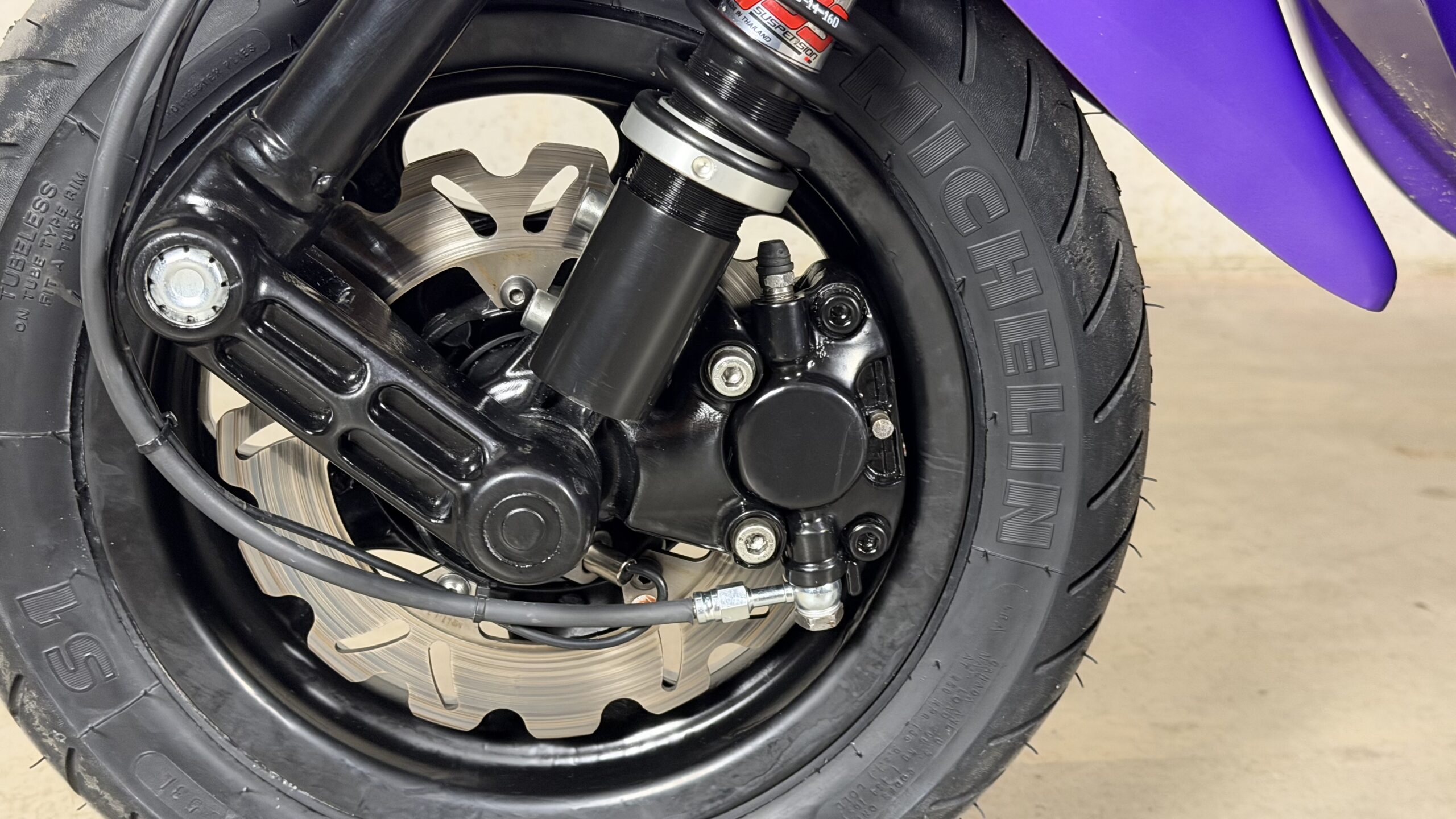 Vespa-Cristian-46-005-Vespa-V125-Viola-010