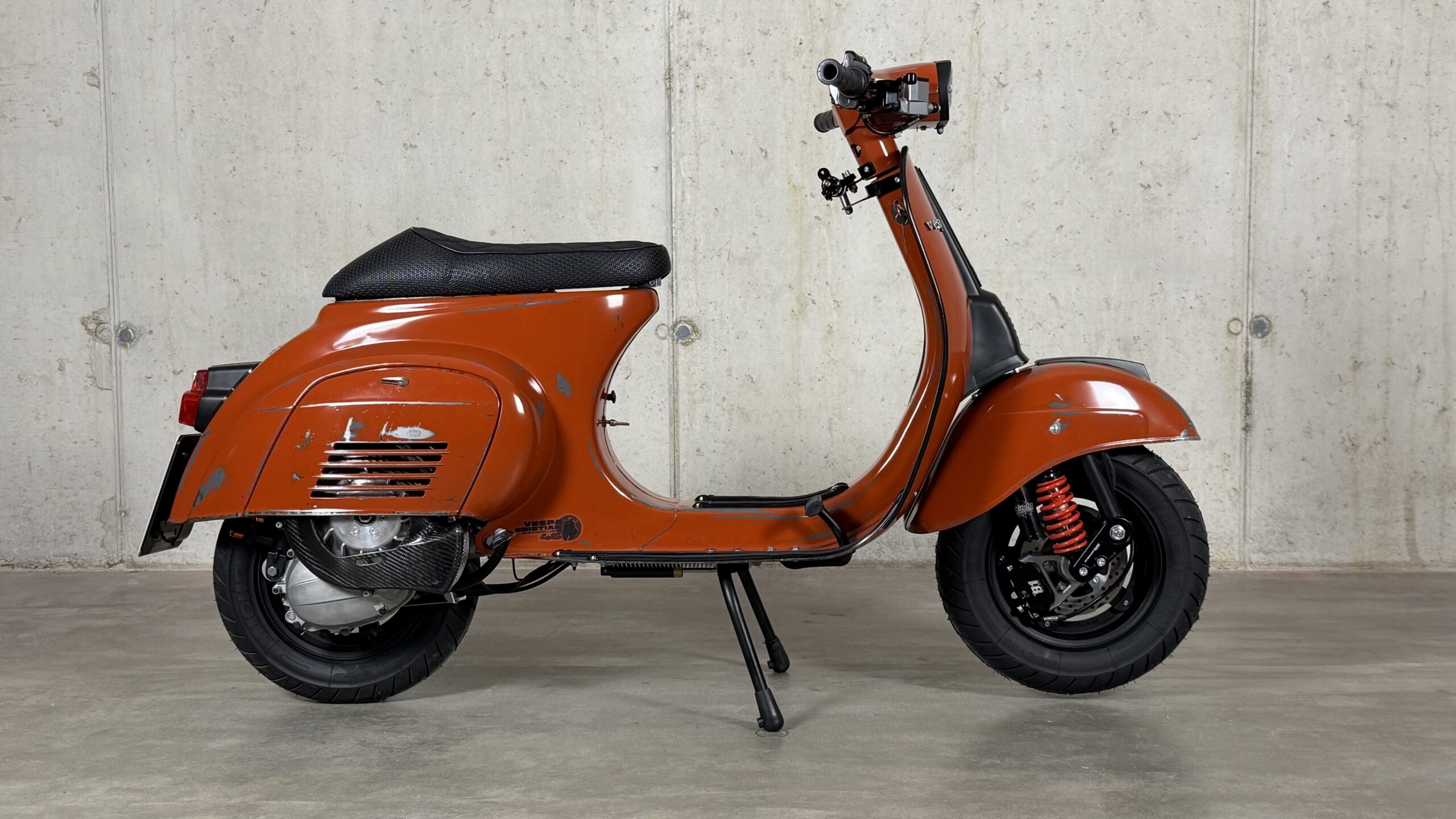 Vespa-Cristian-46-006-Vespa-Special-125-Quattrini-001