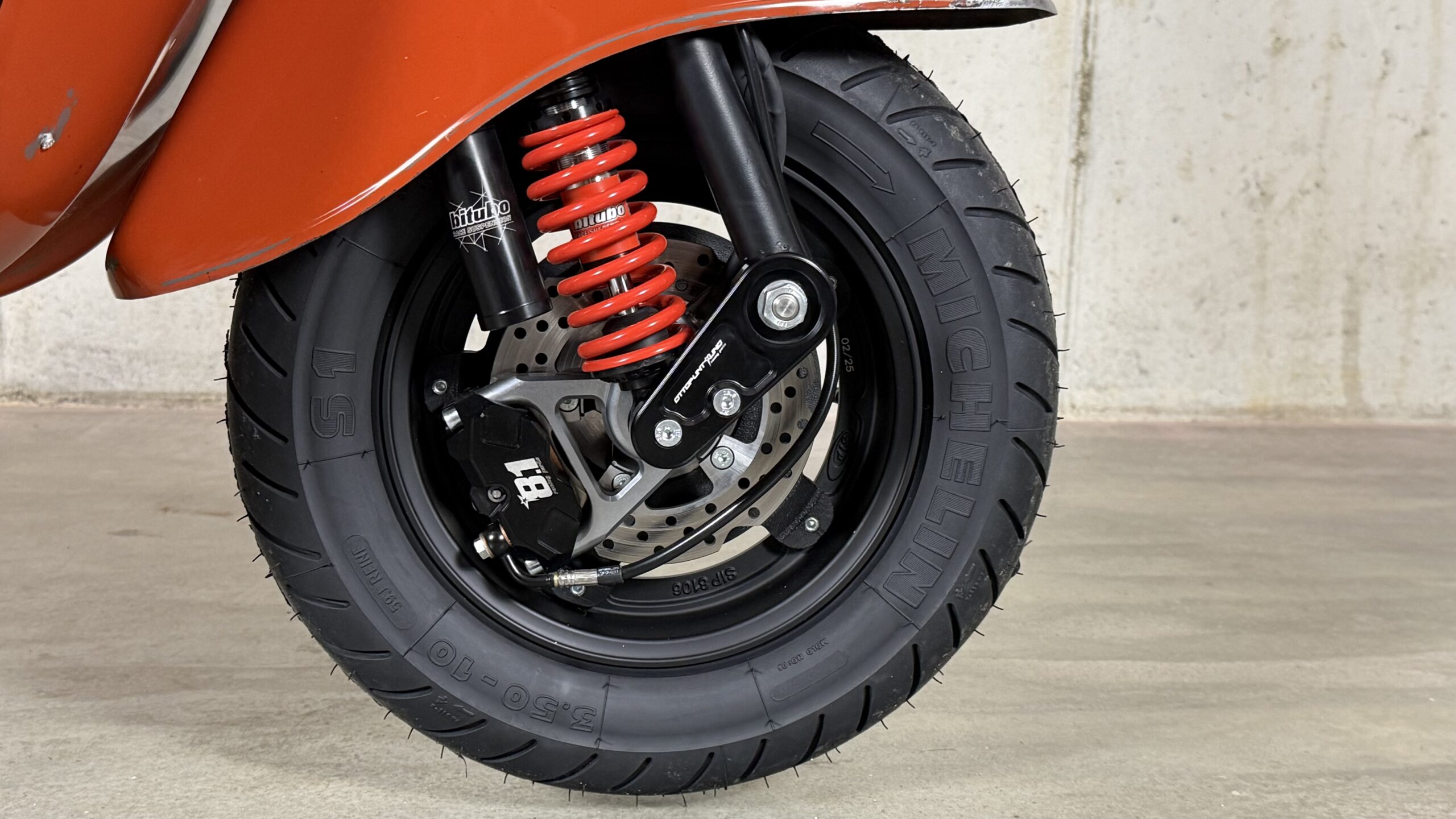 Vespa-Cristian-46-006-Vespa-Special-125-Quattrini-004