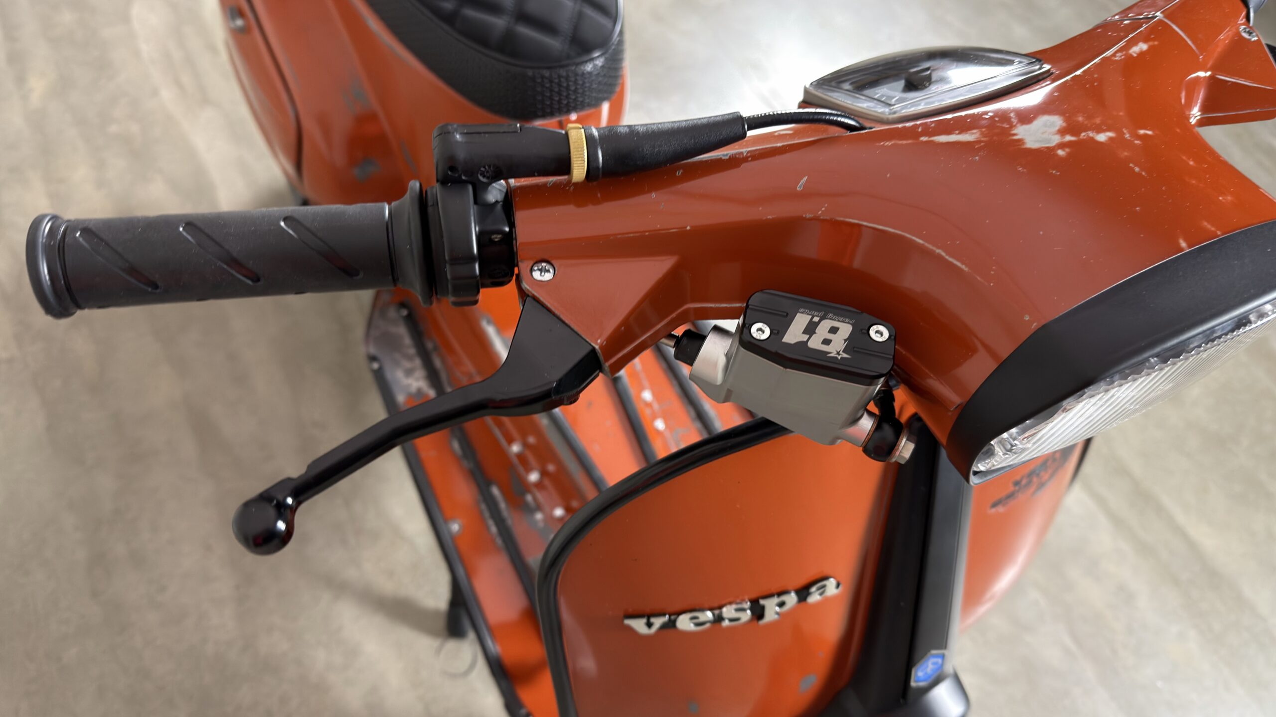 Vespa-Cristian-46-006-Vespa-Special-125-Quattrini-012