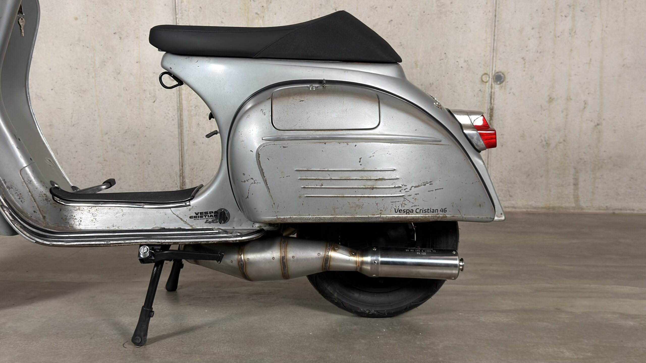 Vespa-Cristian-46-009-Vespa-177-Argento-007