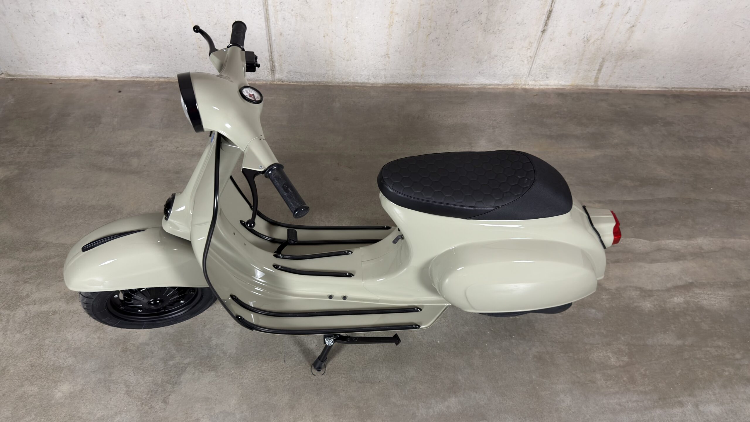 Vespa-Cristian-46-010-Vespa-V5A1T-Saggio-008
