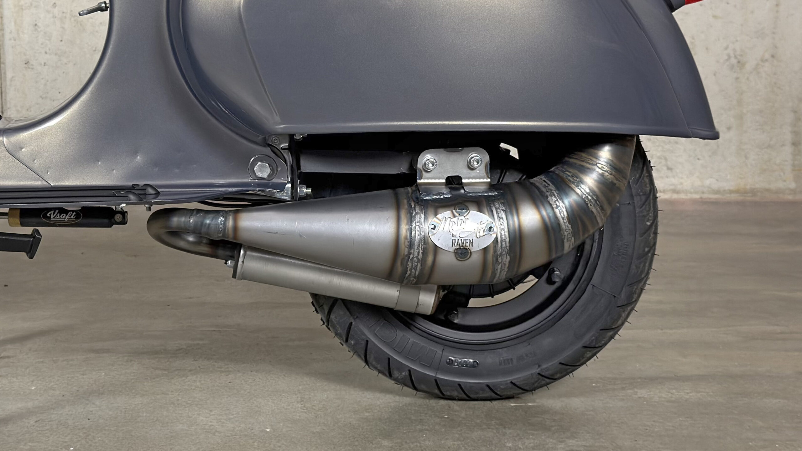 Vespa-Cristian-46-015-VespaSpecial165BFA-004